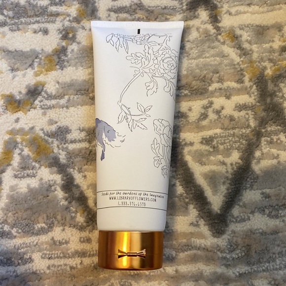 Library of Flowers by Margot Elena shower gel Forget Me Not NEW - Picture 2 of 6